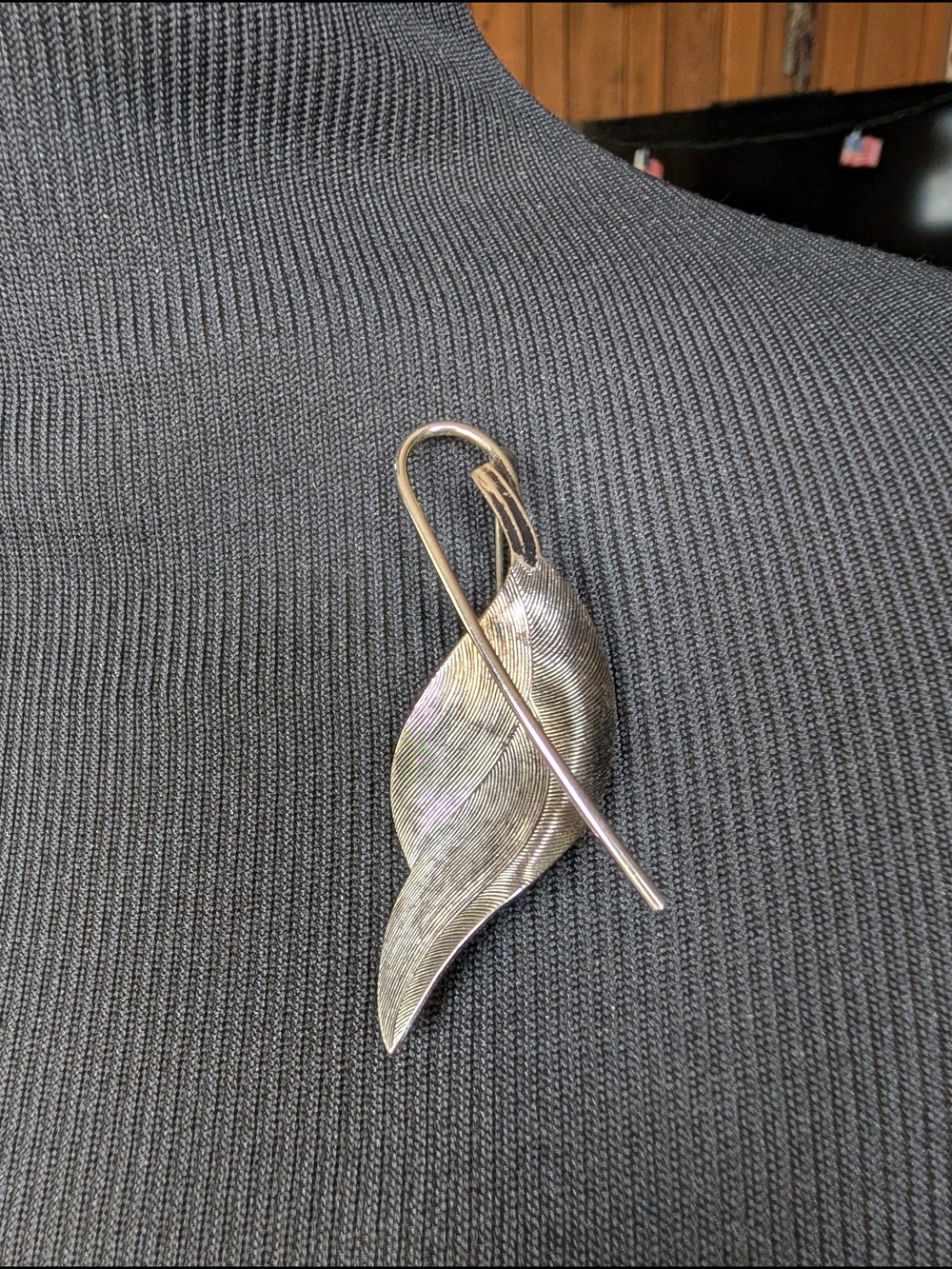 Vintage Artistic Silver Tone Leaf Brooch 3"